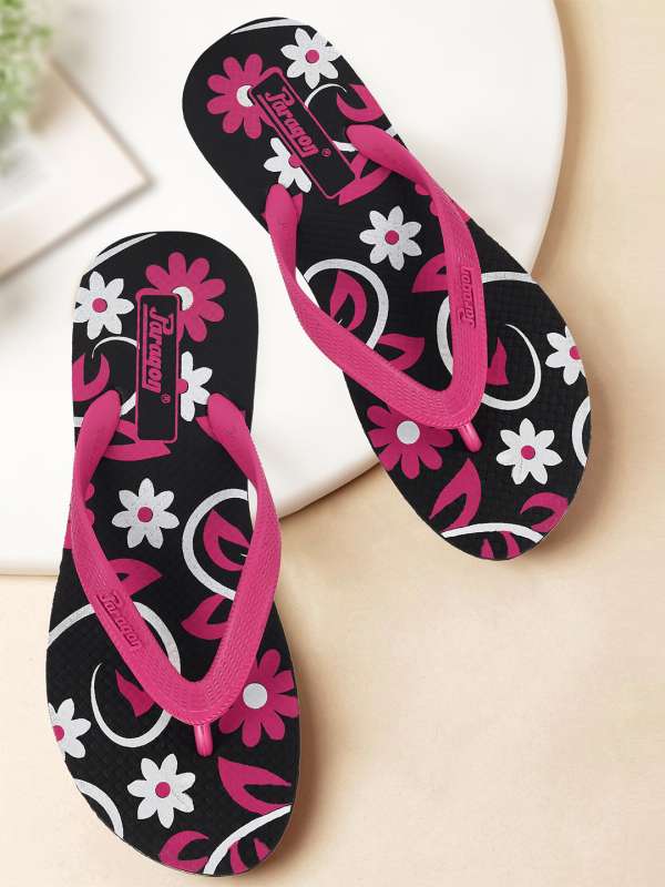 House wear best sale chappals