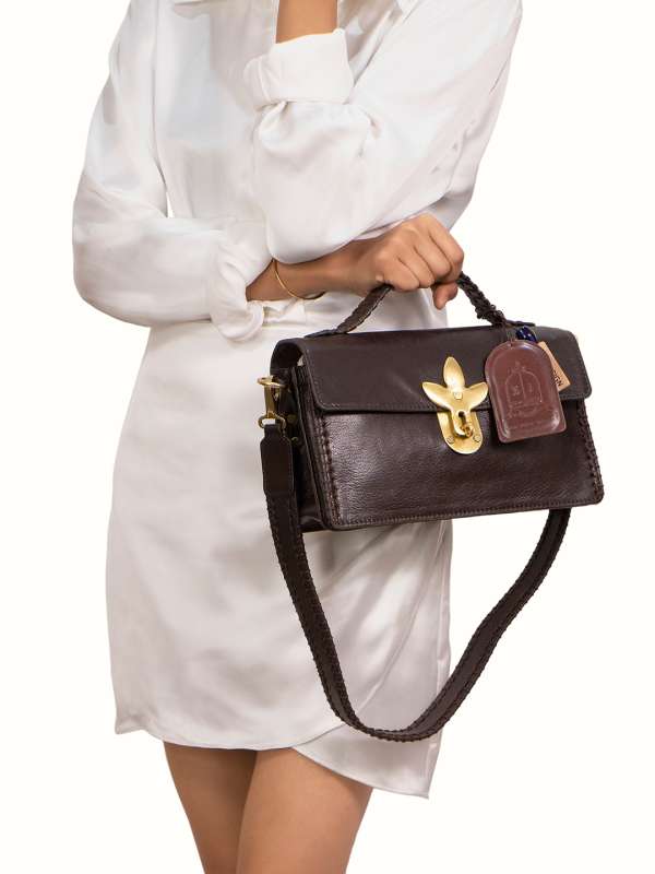 Hidesign hand clearance held bag
