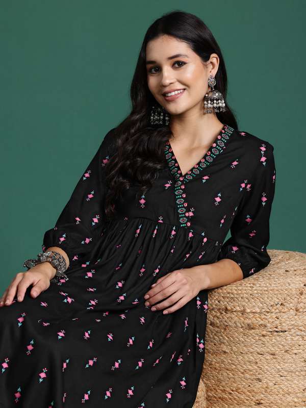 Women Long Kurtis Kurtas Buy Women Long Kurtis Kurtas online in India