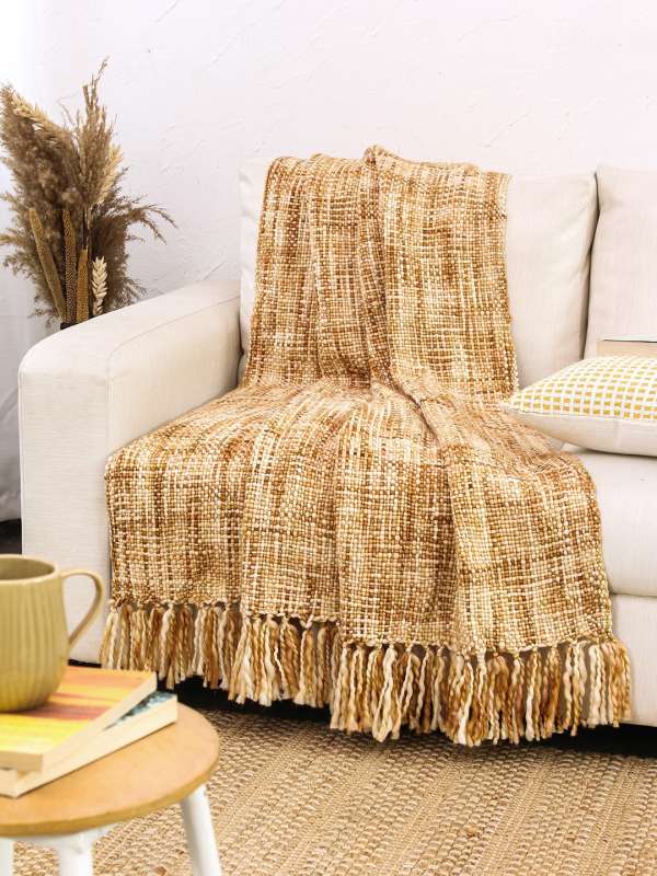 Sofa throws top