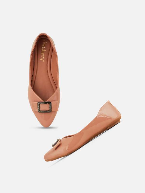 Peach ballet flats store