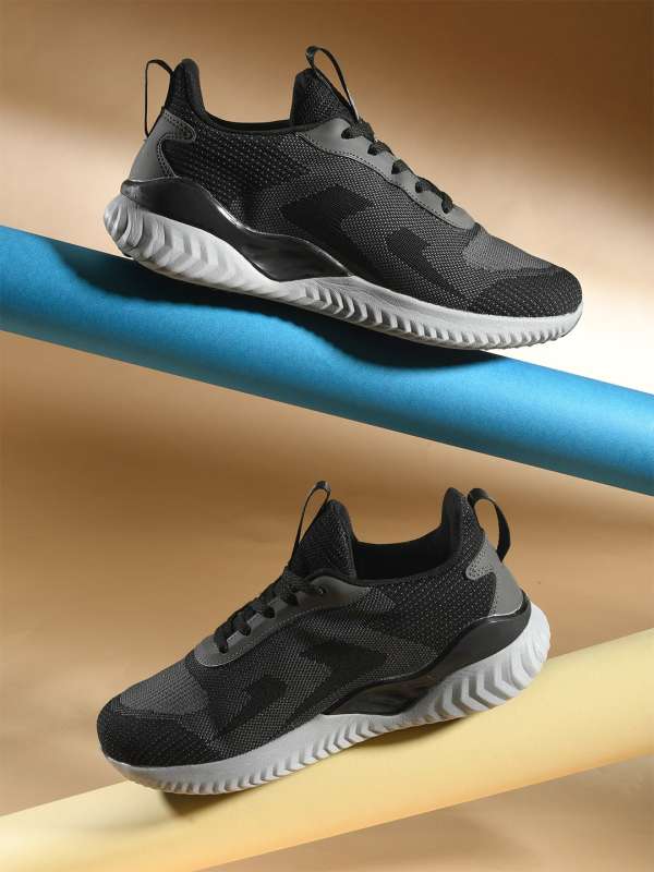 Nike slip cheap proof shoes