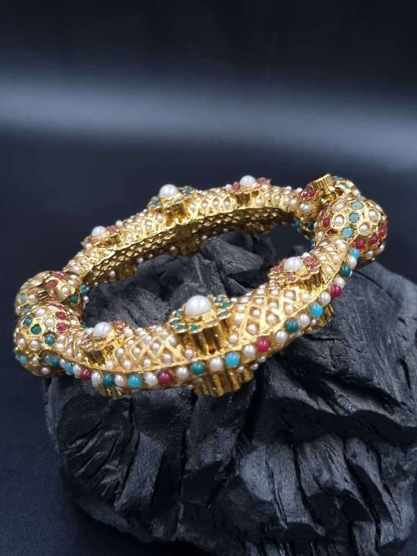 Blue Bangle Buy Trendy Blue Bangle Online in India Myntra