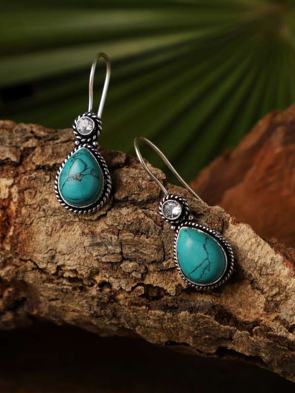 Silver stone hotsell stud earrings