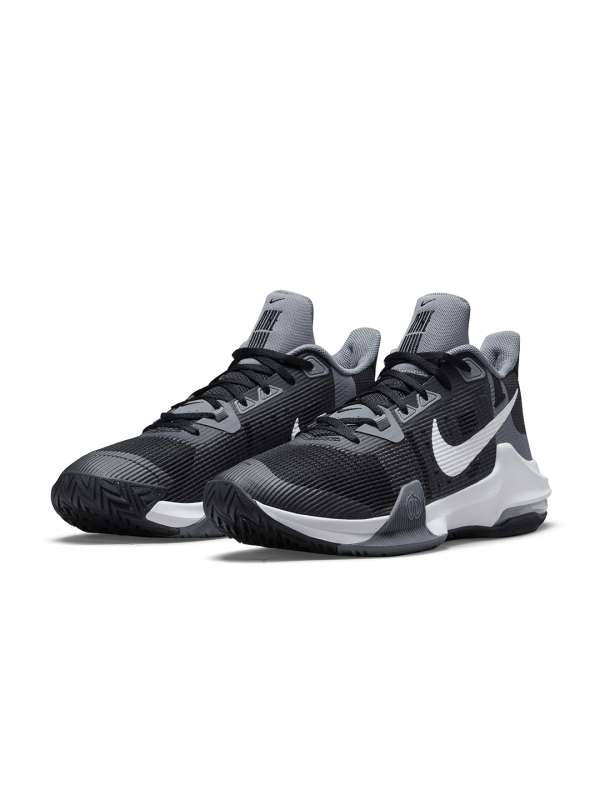 Nike Air Versitile Iii Black Basketball Shoes 7688255.htm Buy Nike Air Versitile Iii Black Basketball Shoes 7688255.htm online in India