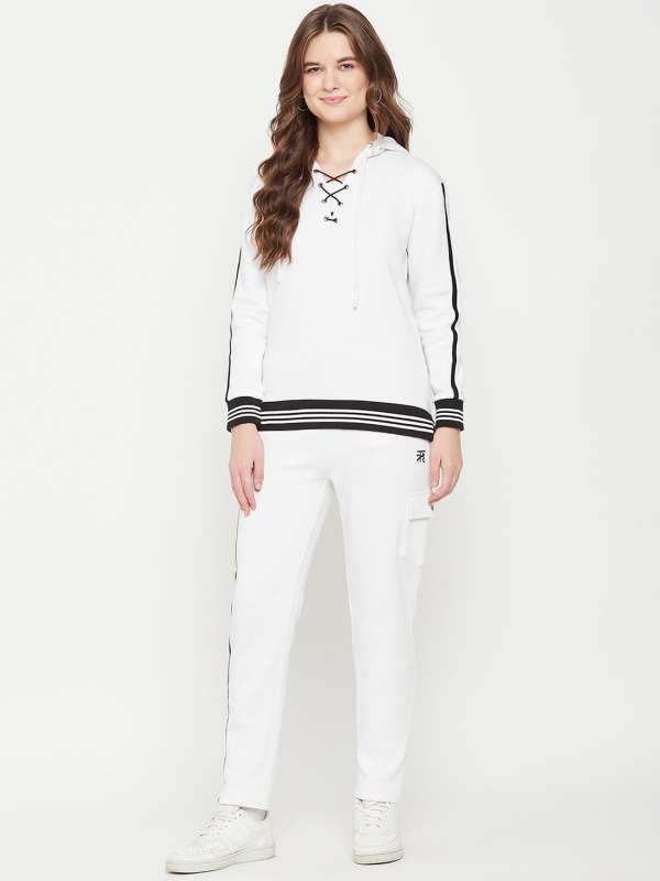 Woolen top on discount myntra