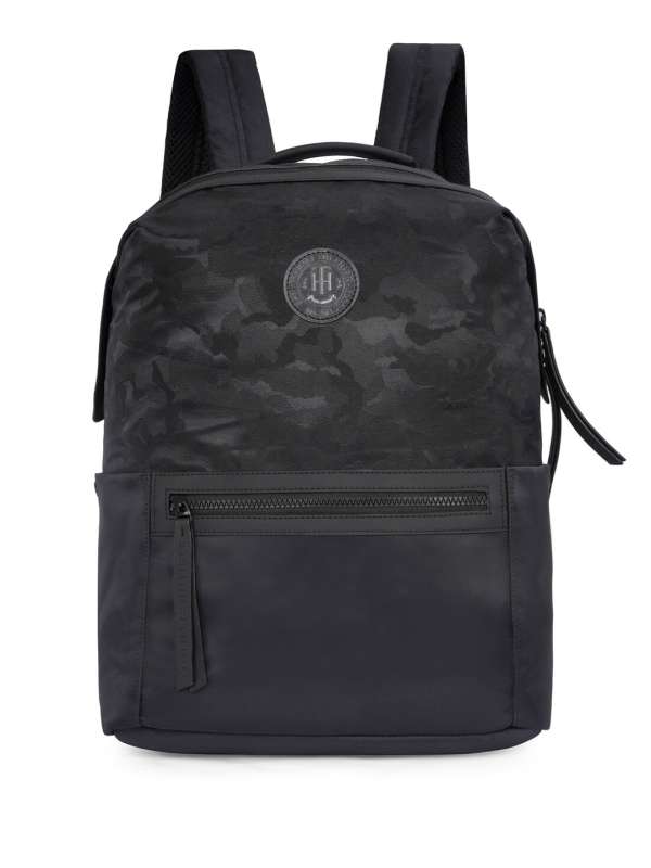 Vans backpacks store jabong
