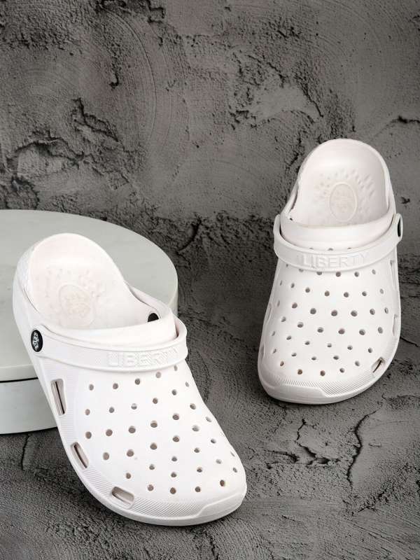 Clogs for men under 500 sales