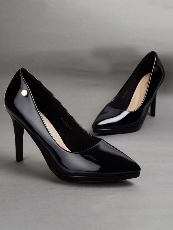 Black Pumps Buy Black Pumps online in India