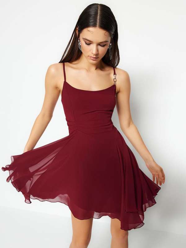 Maroon Dresses Buy Maroon Dress Online for Women Girls in India at Myntra