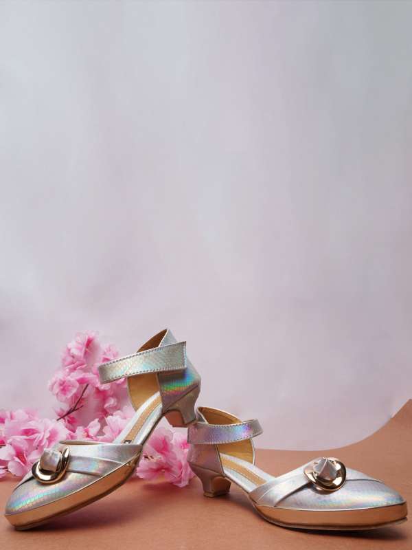 Childrens silver sales sandals for wedding