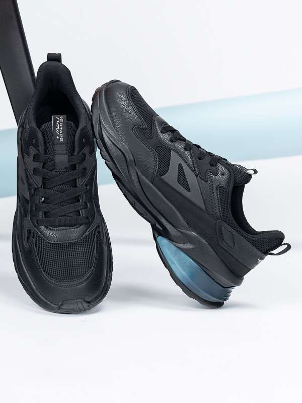 Narrow casual shoes top