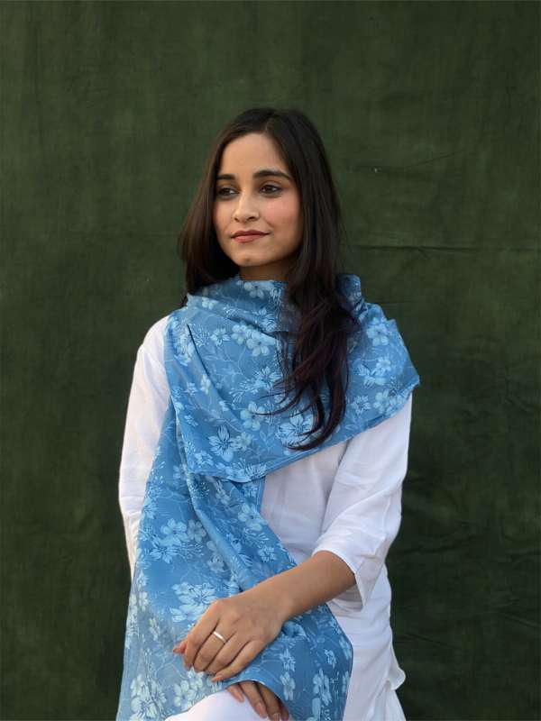 Women's top stoles online