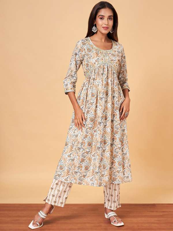 Pantaloons kurtas store sale flat 5