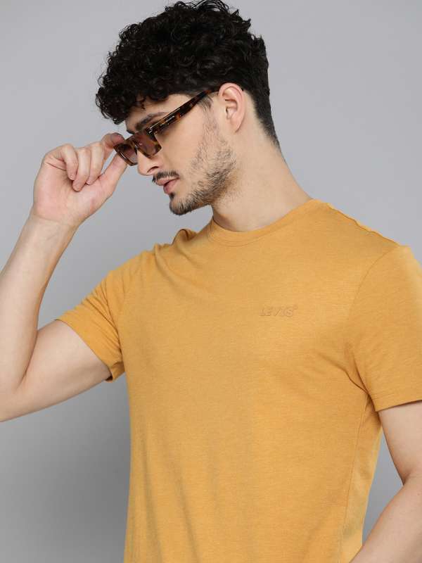 Levis mustard t shirt top
