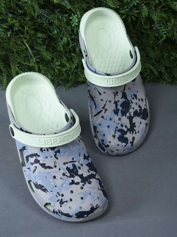 Mens clogs top size 12