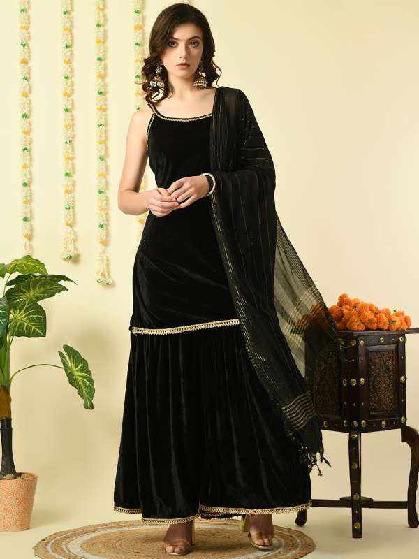 Sharara best sale suits myntra
