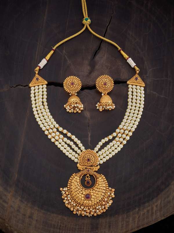 Myntra pearl set top