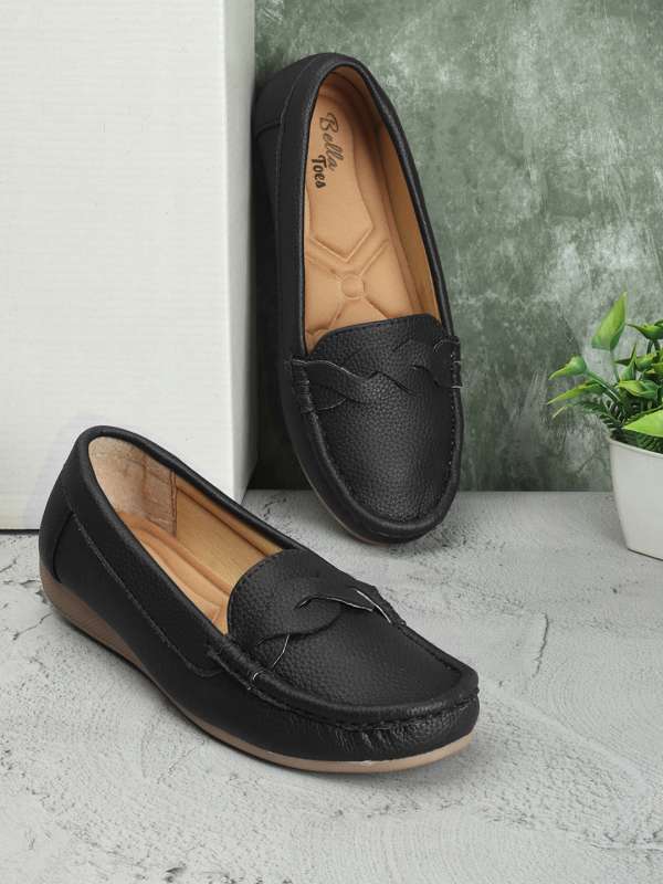 Bella Toes Casual Shoes Buy Bella Toes Casual Shoes online in India
