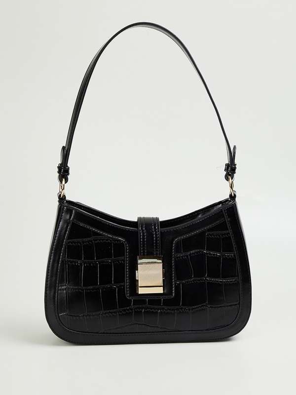 Code best sale handbags myntra