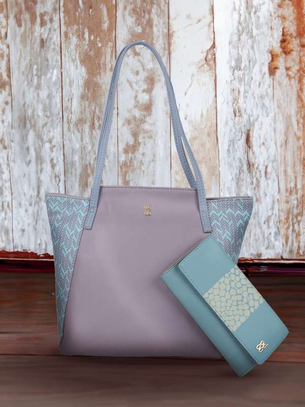 Baggit waist sale bag