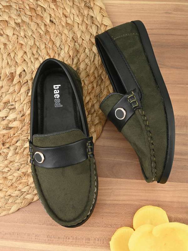 Boys outlet cream loafers