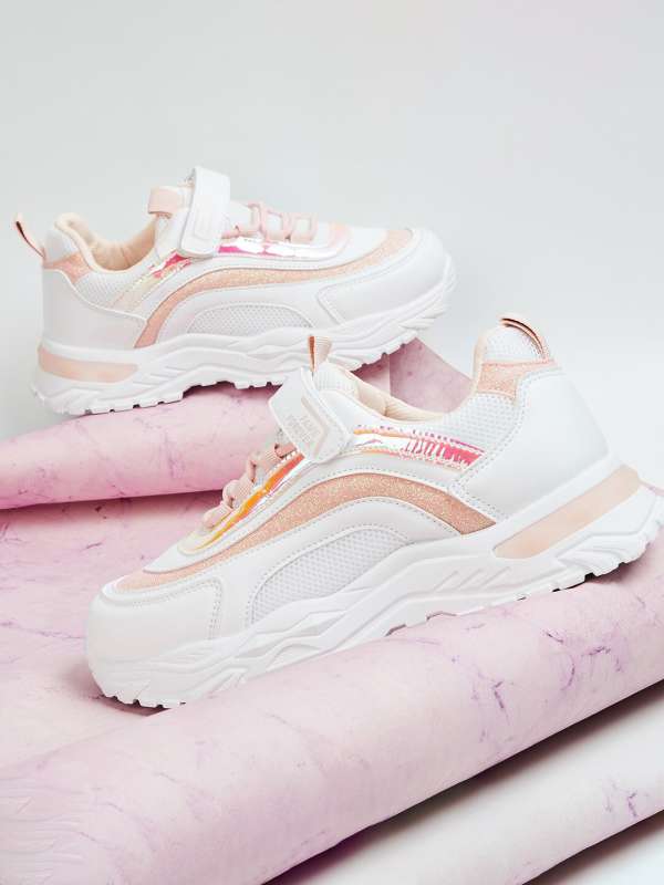 Girls 2025 white shoes