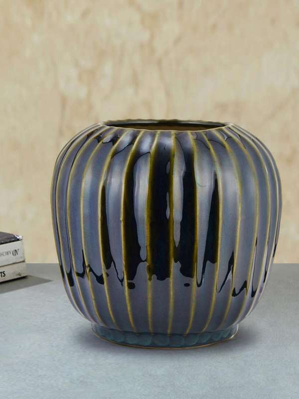 Buy Green Guldan Ceramic Cut Bud Vase Online at Fabindia