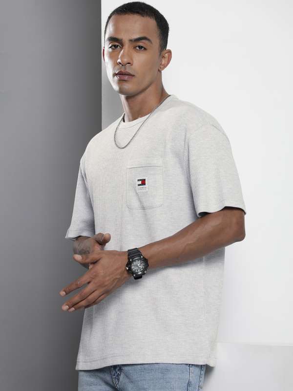 Gray tommy shop hilfiger t shirt