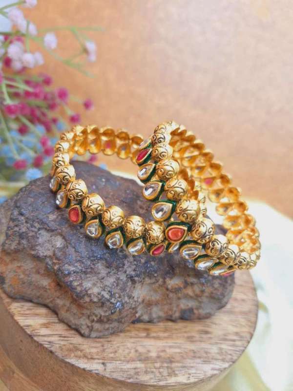 Kundan Bangles Buy Kundan Bangle Online at Best Price Myntra