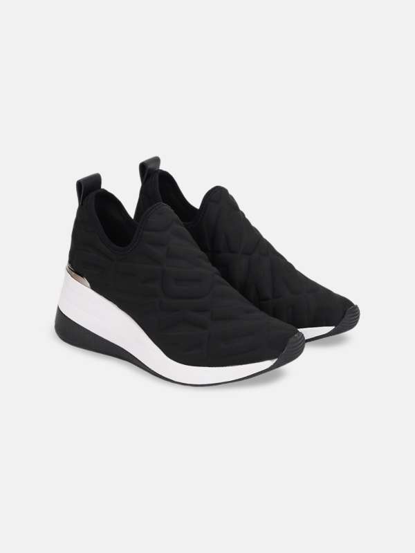 Dkny store slippers online