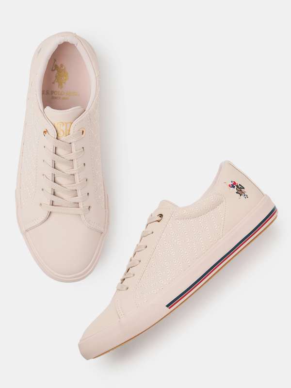 Polo assn store and ralph lauren