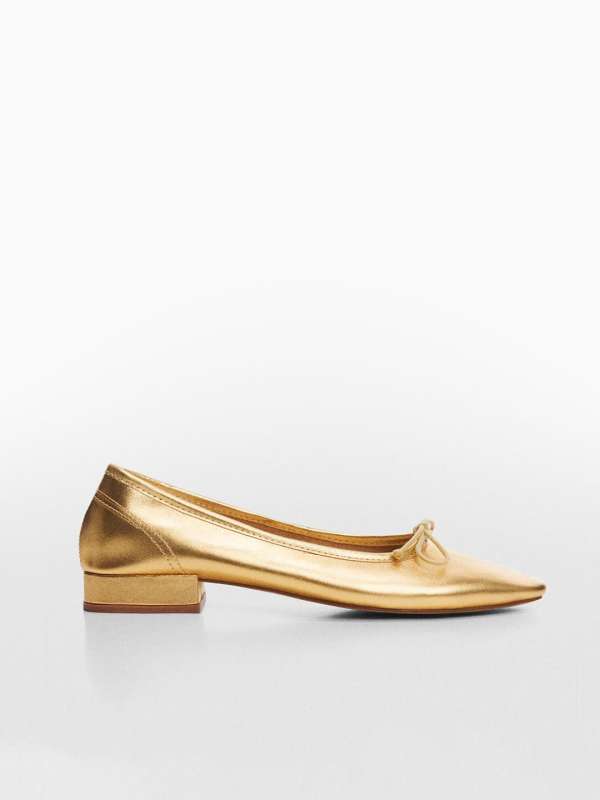 Mango flats hotsell online