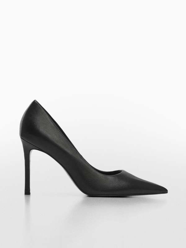 Black on sale pumps heels