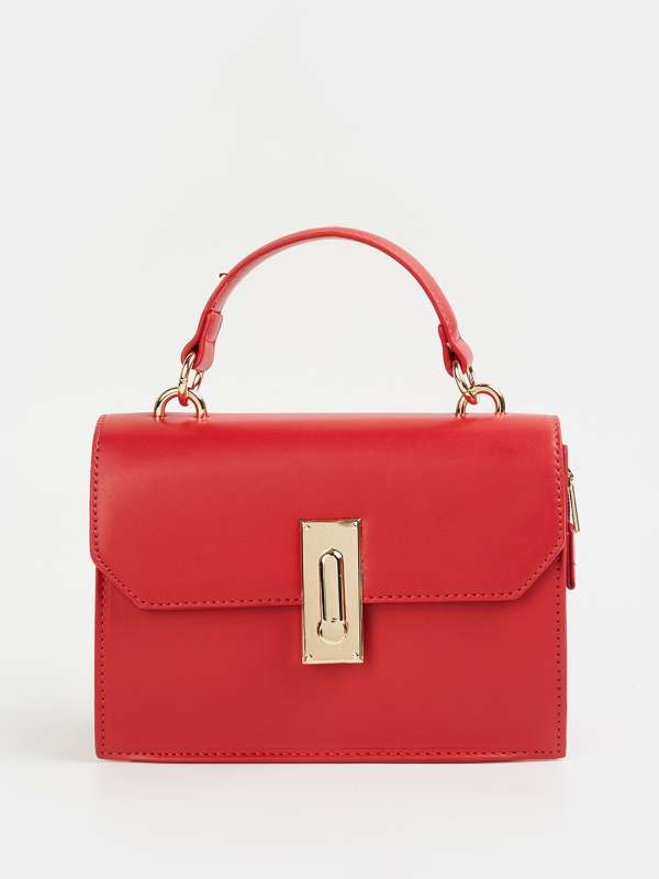 Code best sale handbags myntra