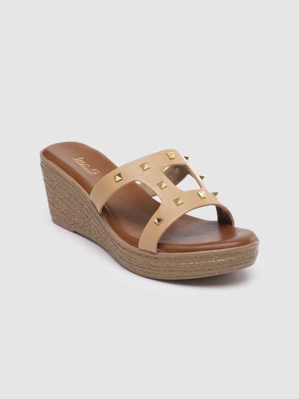 Inc 5 hotsell beige sandals