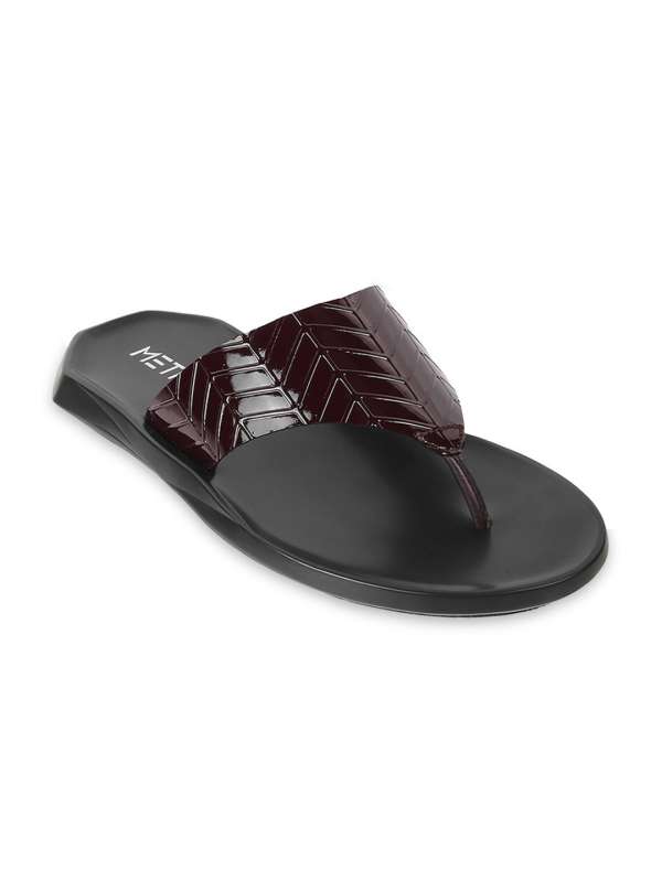 Metro slippers for mens hot sale