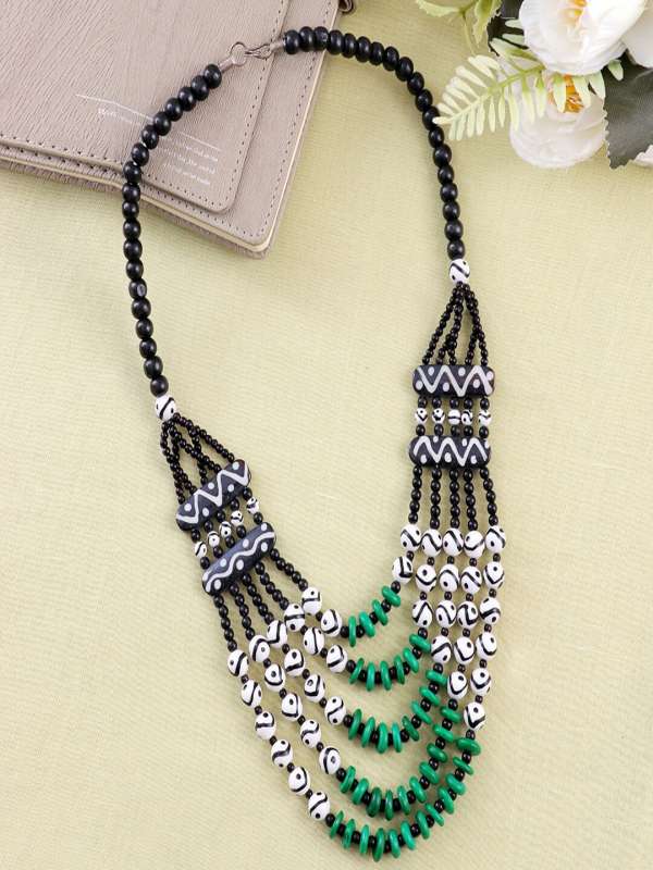 Black beads necklace online top