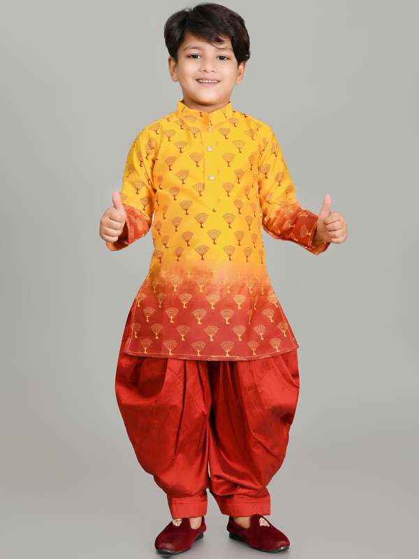Aakriti Kurtas Kurtis Patiala Set Buy Aakriti Kurtas Kurtis Patiala Set online in India