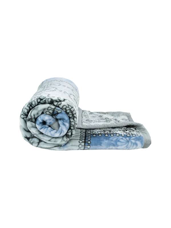 Blankets Buy Blankets Online in India Myntra