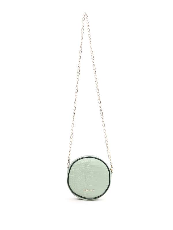 Round sling bag deals myntra