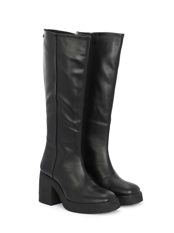 Knee length clearance boots myntra