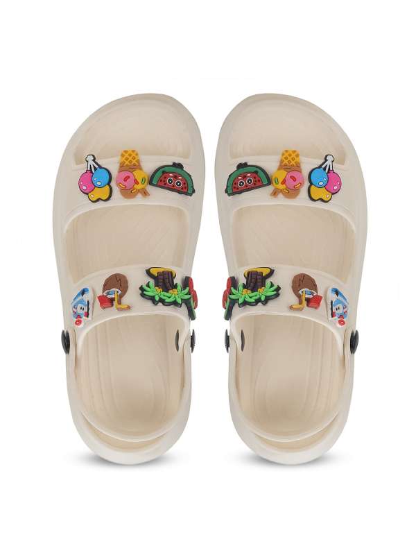 Myntra crocs discount best sale