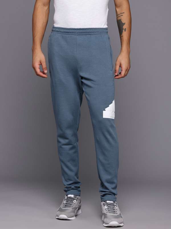 Adidas chino joggers h y m top