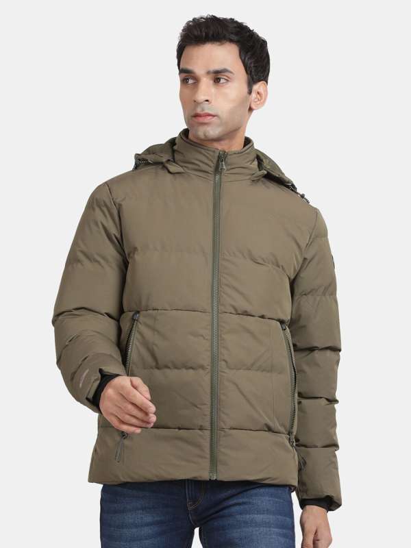 T base jacket price store