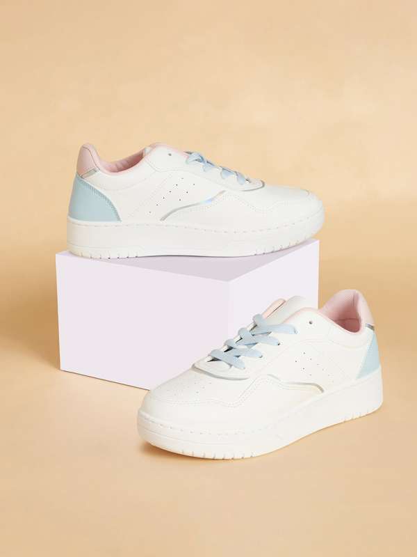 Pantaloons shoes hot sale for womens