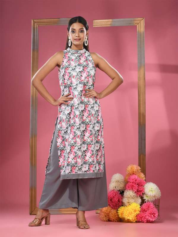 Halter sales neck suit