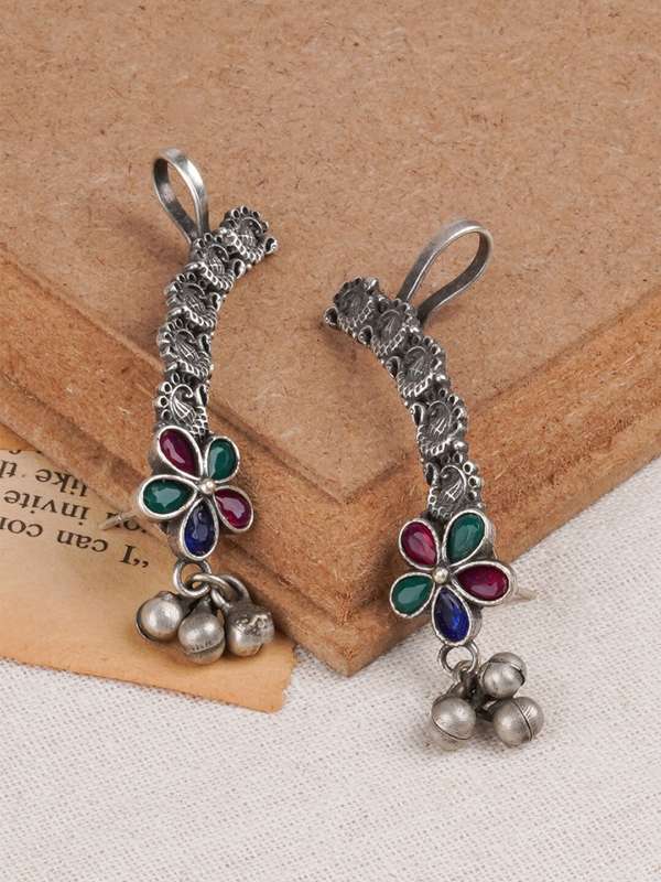 Feather earrings myntra best sale