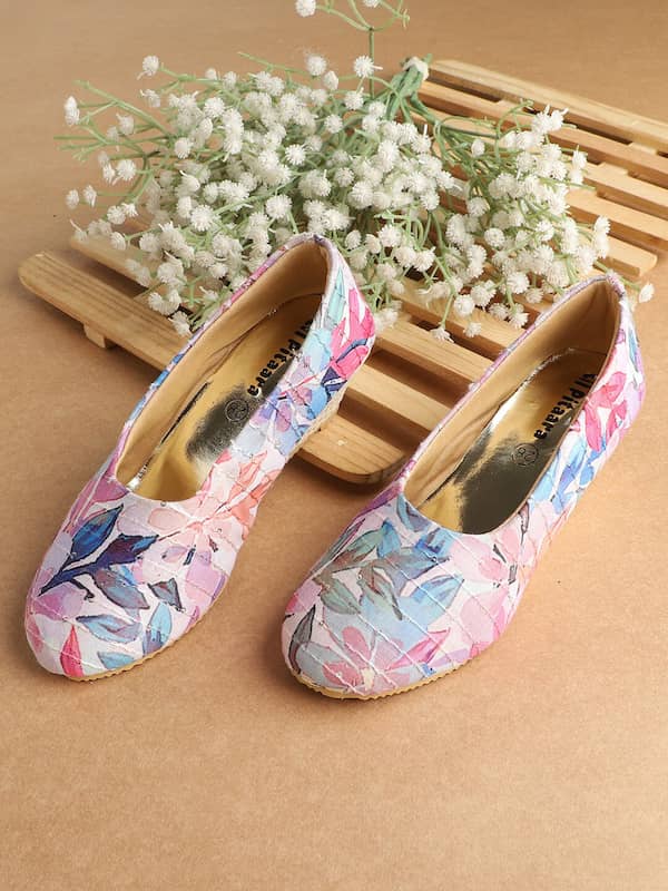 Floral Shoes Casual Flats - Buy Floral Shoes Casual Flats online in India