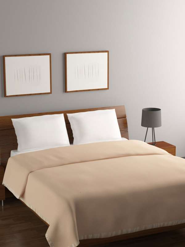 Bombay dyeing blanket price best sale